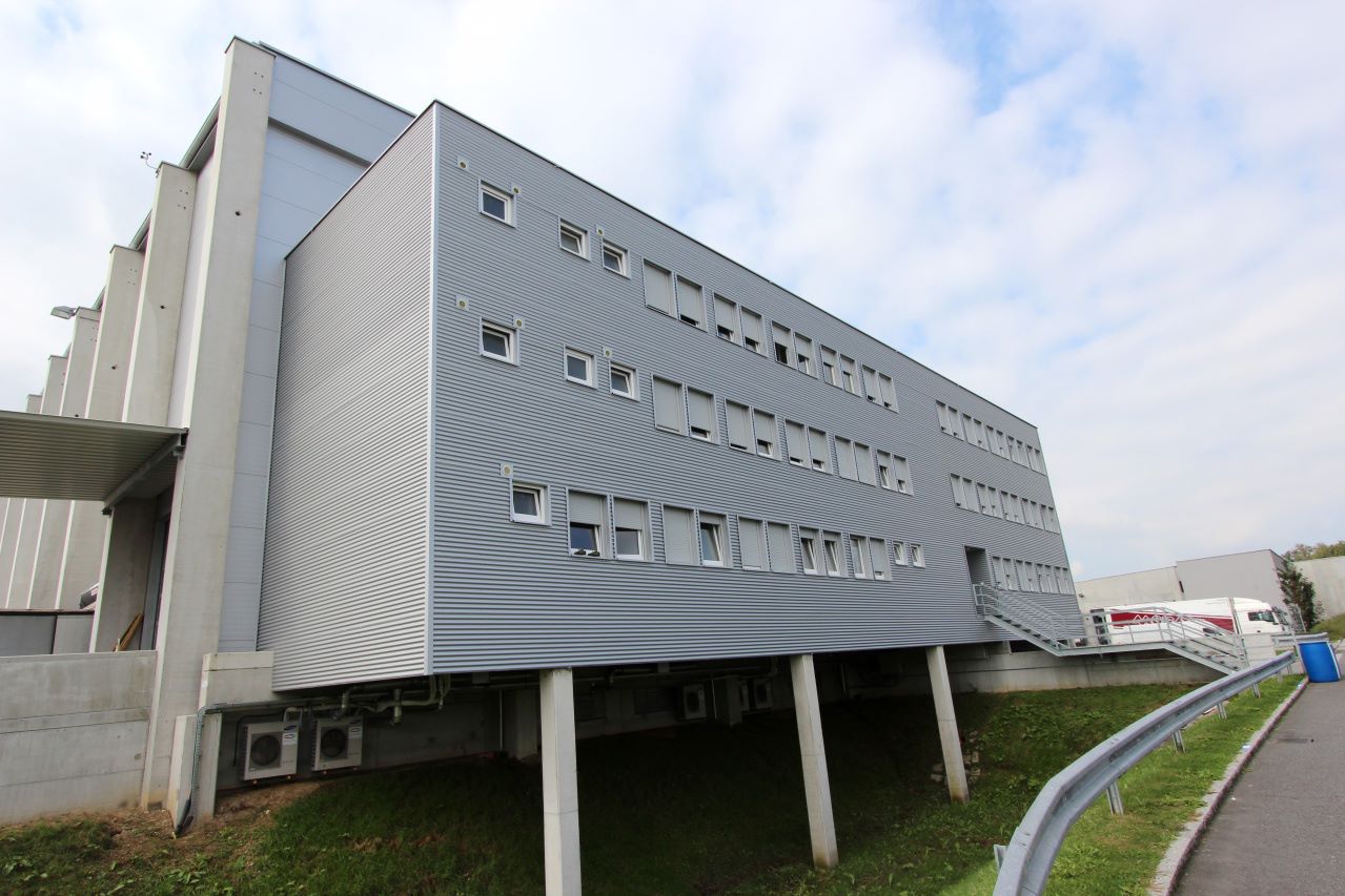 "Transdanubia Kühllogistik" employee accommodation, Linz - Austria