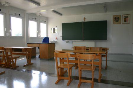 CONTAINEX - School, AT-Grein