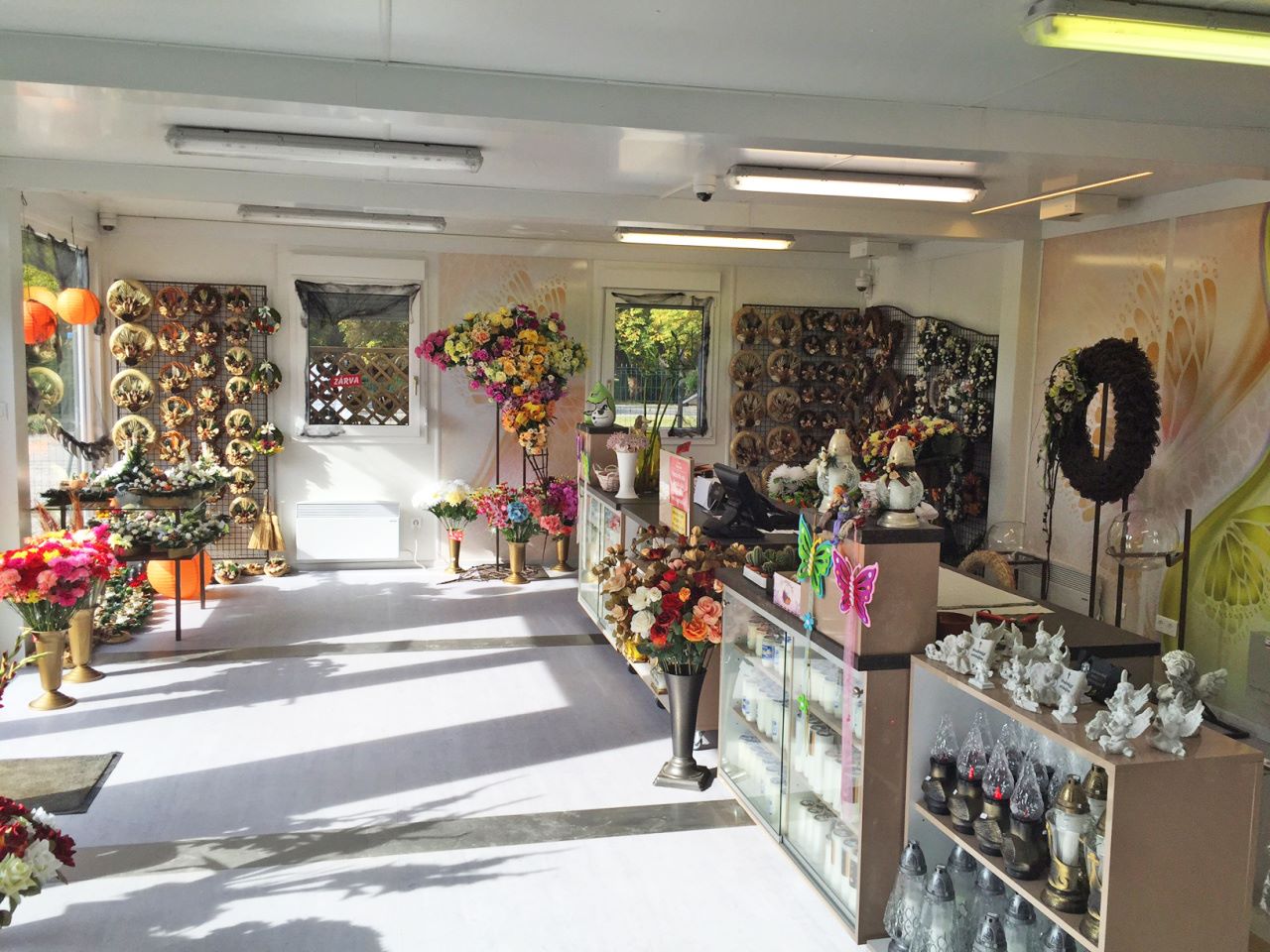 Mobile flower shop "Netta", Nagykanizsa (HU)