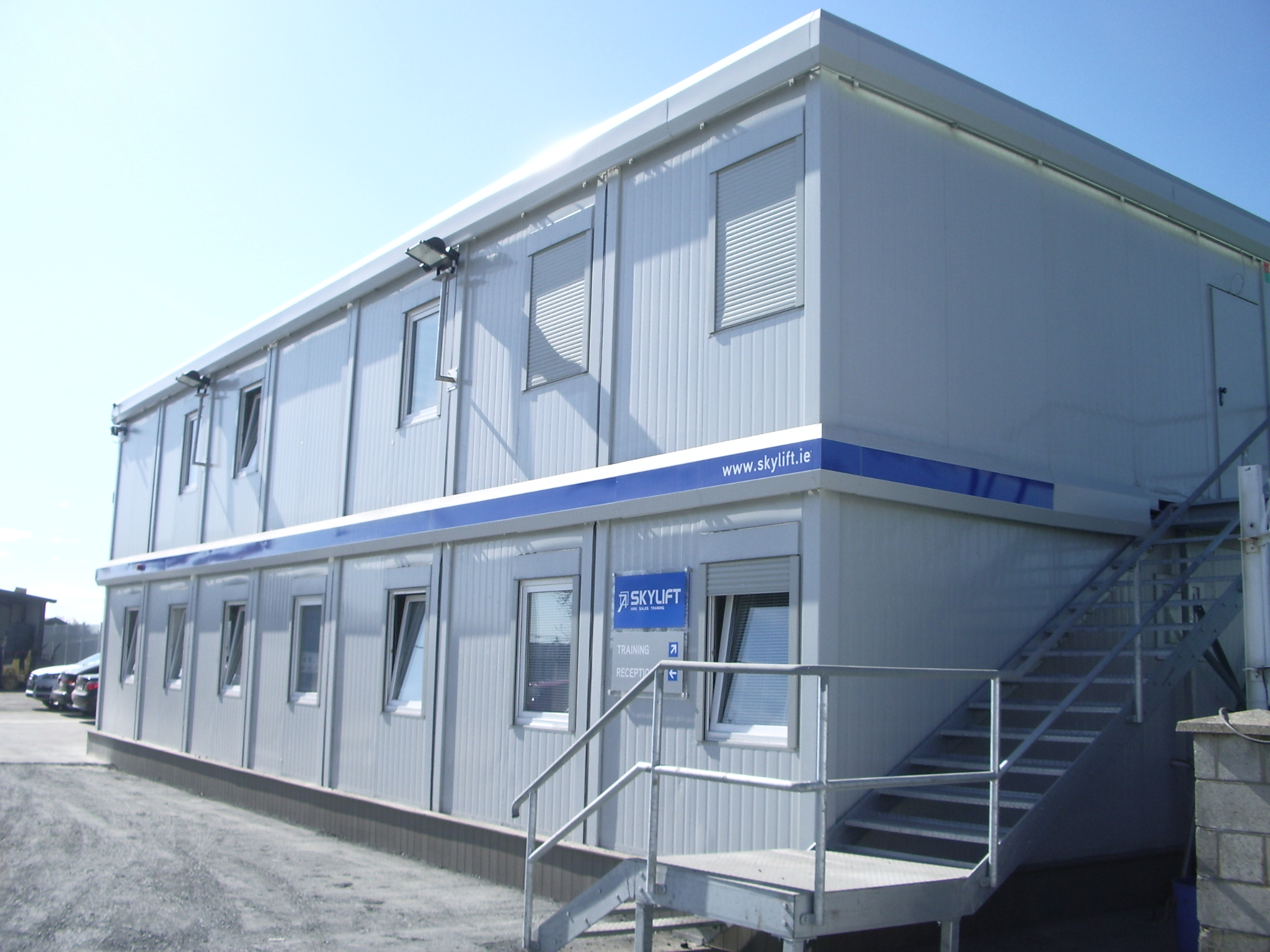 Modular building \, image size:2048x1536