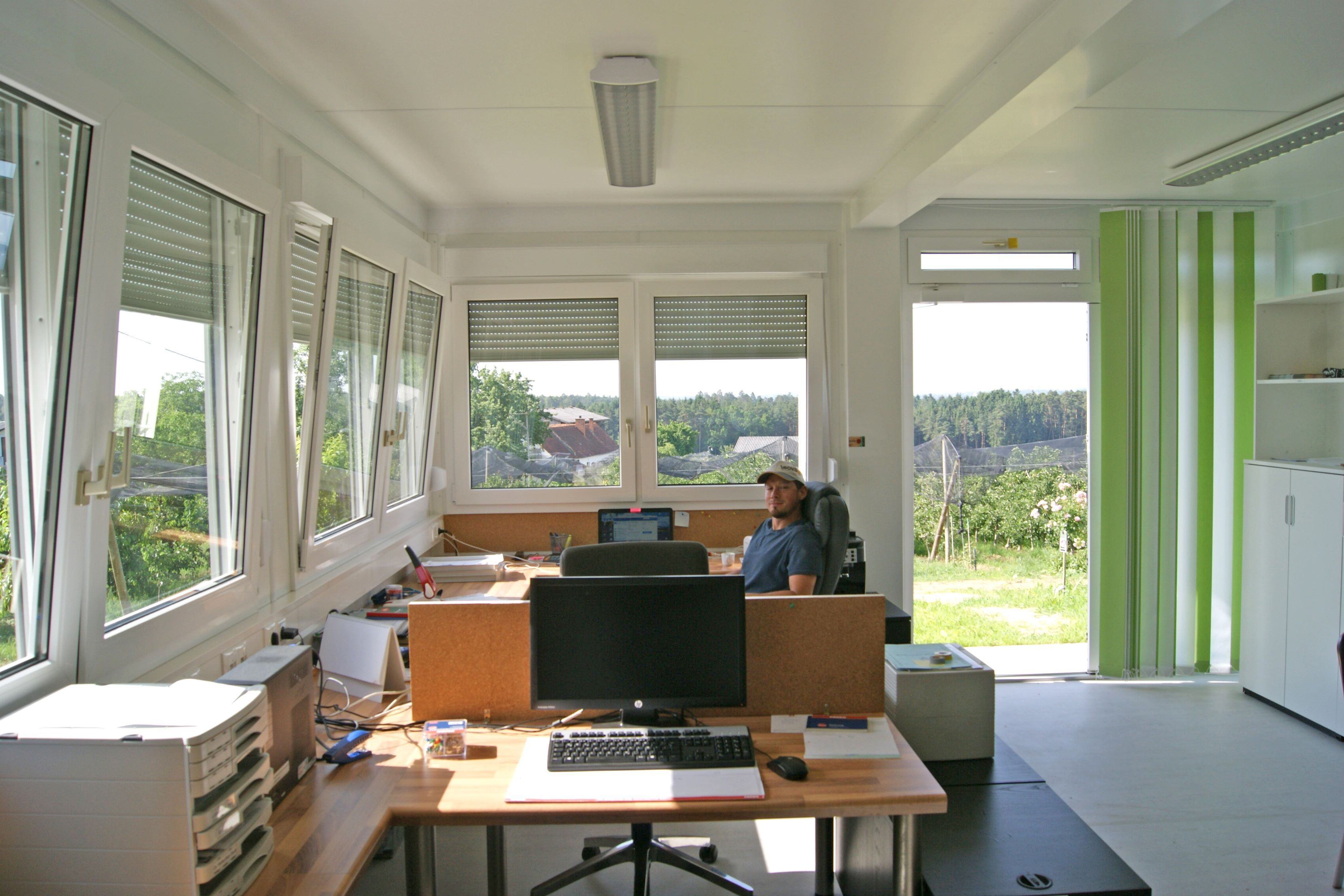 Vedere interioară - Modul de containere birou