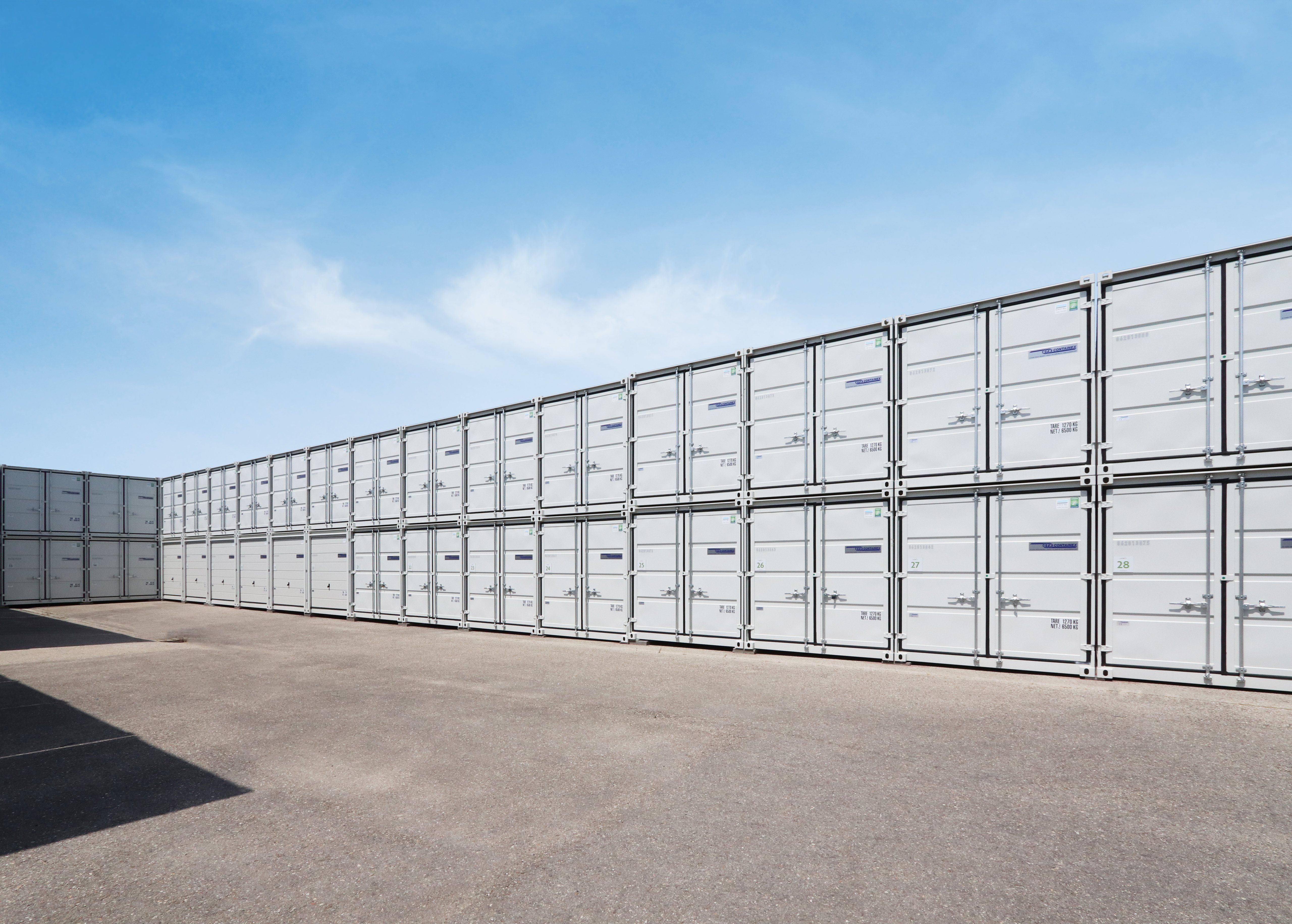 Buy an equipment storage container: new, used or to rent